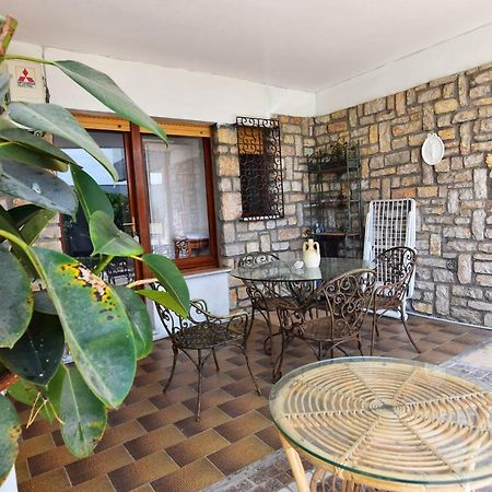 Un Ospite A Fontania Bed and Breakfast Gaeta Buitenkant foto