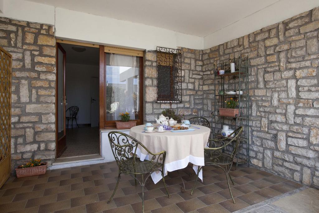 Un Ospite A Fontania Bed and Breakfast Gaeta Kamer foto