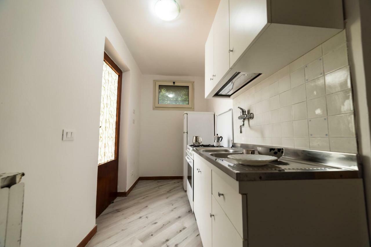 Un Ospite A Fontania Bed and Breakfast Gaeta Buitenkant foto